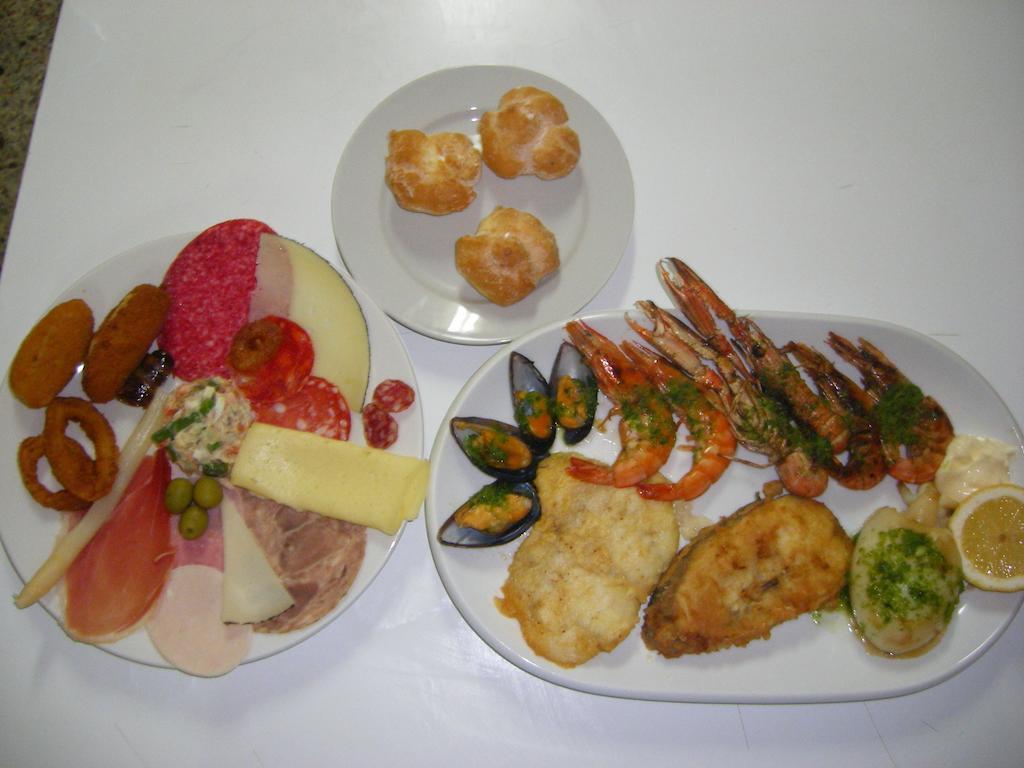 Fayón Hostal Roca מראה חיצוני תמונה